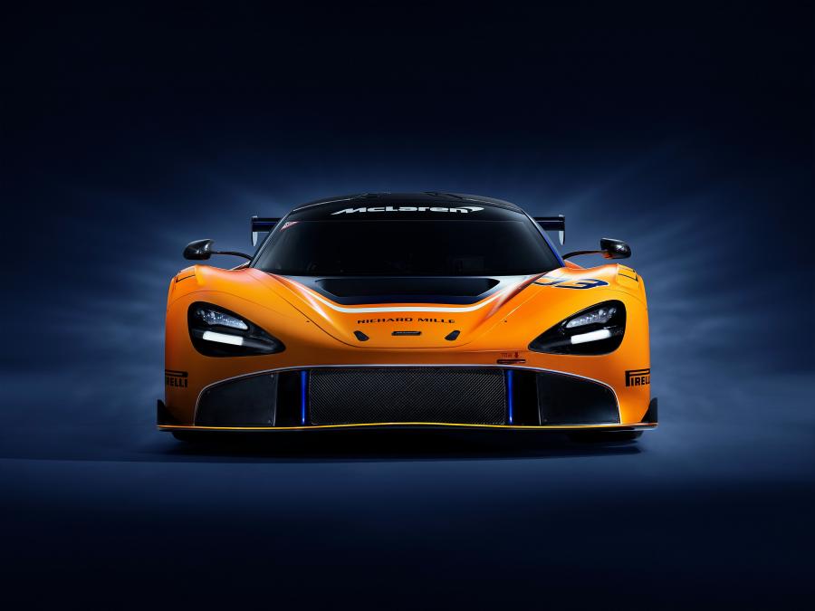  McLaren 720S GT3 2019 года  (фото 4 из 16)
